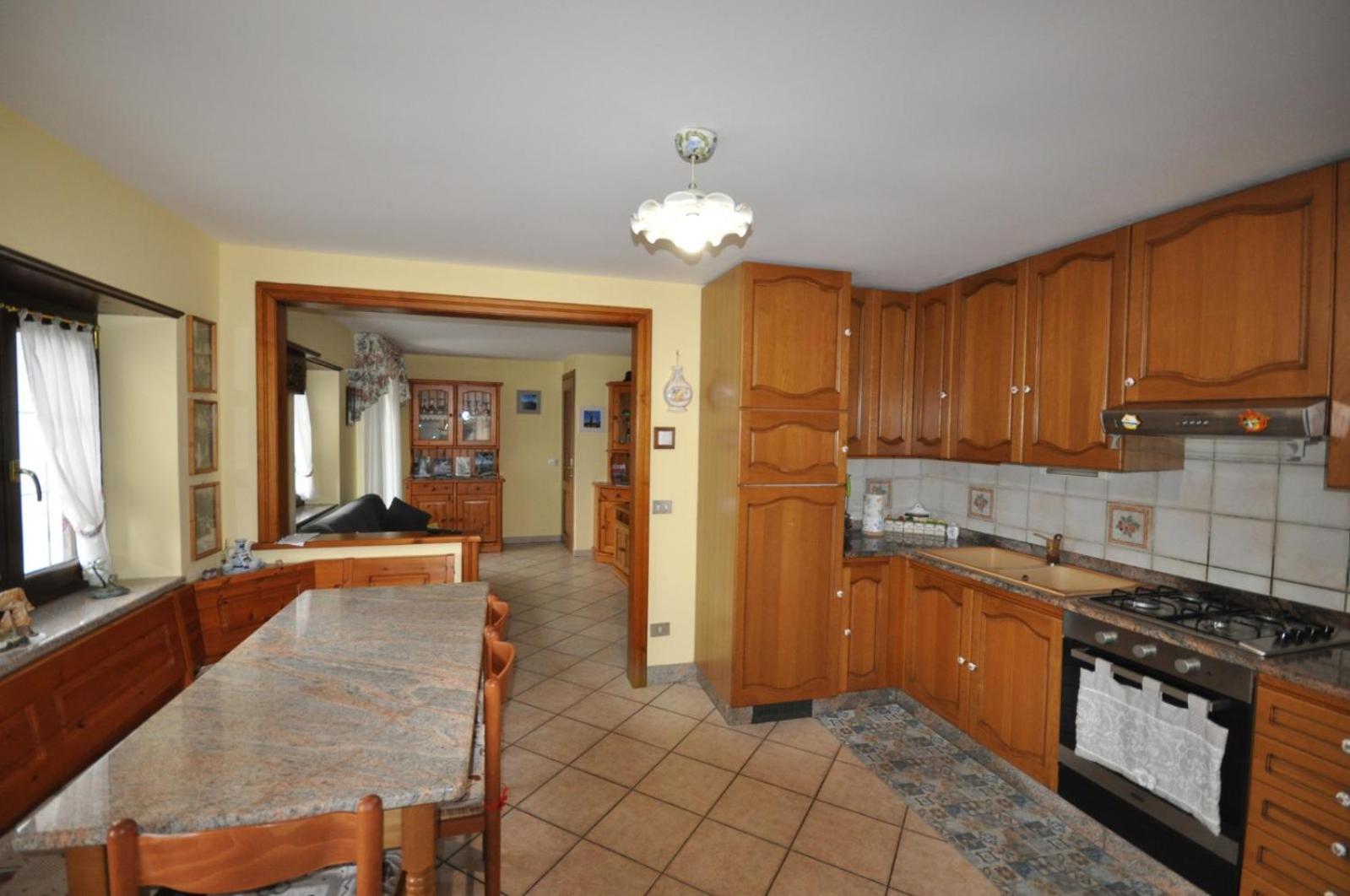 Cat Marvei Apartment Villadossola Bagian luar foto